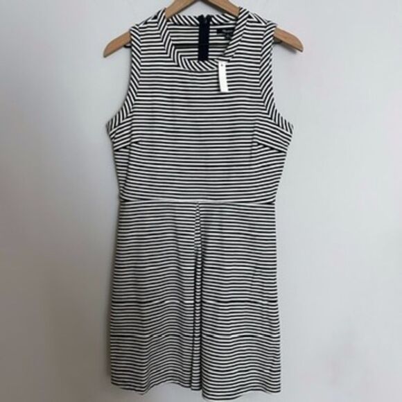Madewell Navy and White Striped Afternoon Dress Fit and Flare Size Medium - Picture 1 of 9